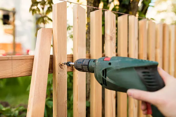 How To Replace A Wooden Fence in Bakersfield, CA